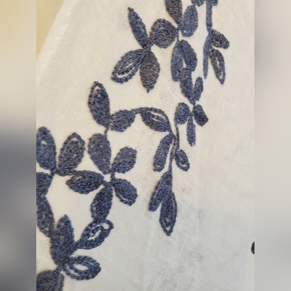 Cover up - Picture 13 of 13